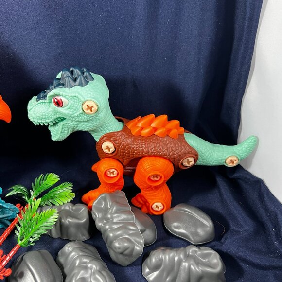 Lot Of 24 Dinosaur Environment Toys Plus Two Large Assembled Dinosaurs Kids Play - Picture 4 of 8